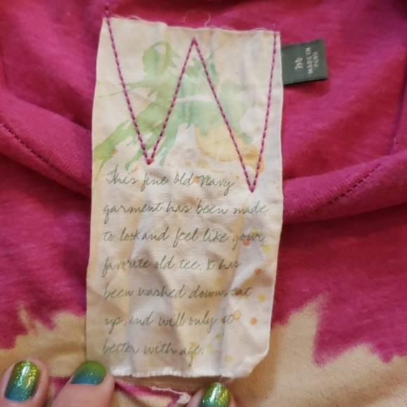 Old Navy Tee - Sz M - Picture 3 of 6